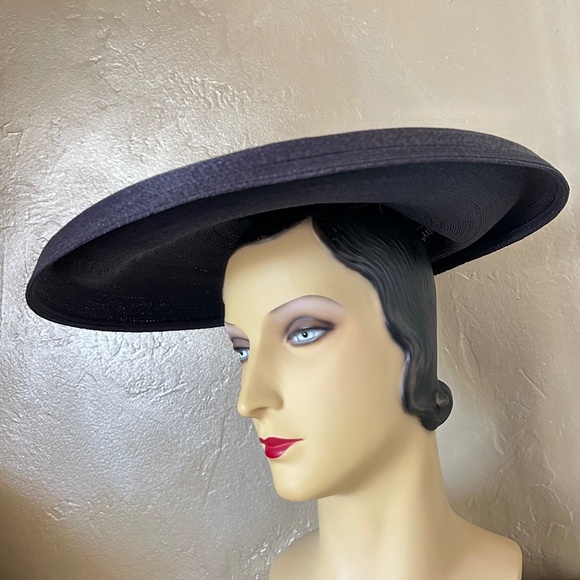 SPLENDID 1950s\' NAVY STRAW CART WEHEEL HAT WITH GROSGRAIN BAND main image 5